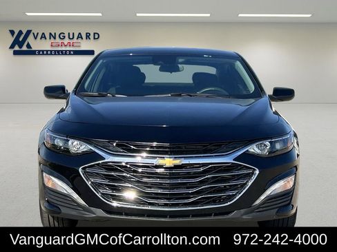 Used 2025 Chevrolet Malibu LT FWD image 3