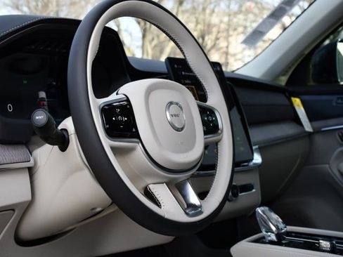 New 2026 Volvo XC90 B6 Ultra w/ Protection Package AWD/4WD image 12