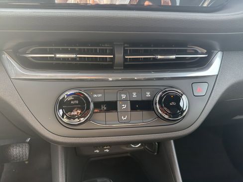 New 2026 Buick Envista Preferred FWD image 15