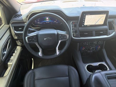 Used 2023 Chevrolet Tahoe Z71 w/ Luxury Package AWD/4WD image 28