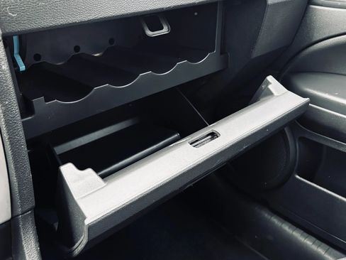 Used 2012 Dodge Caliber SXT image 14