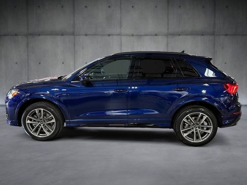 Used 2025 Audi Q3 2.0T Premium w/ Convenience Package image 2