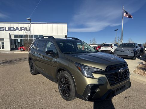 Used 2025 Subaru Ascent Bronze Edition w/ Popular Package #2 image 5