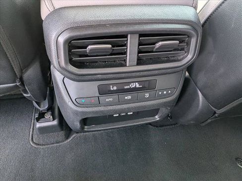 Certified 2024 Honda Pilot EX-L image 17