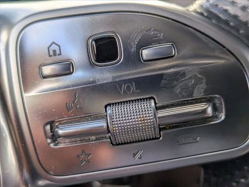 Certified 2022 Mercedes-Benz GLS 450 4MATIC image 11