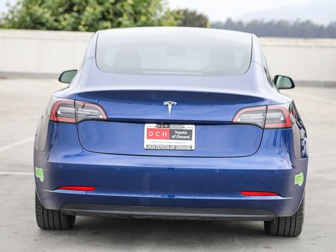 Used 2022 Tesla Model 3 RWD image 6