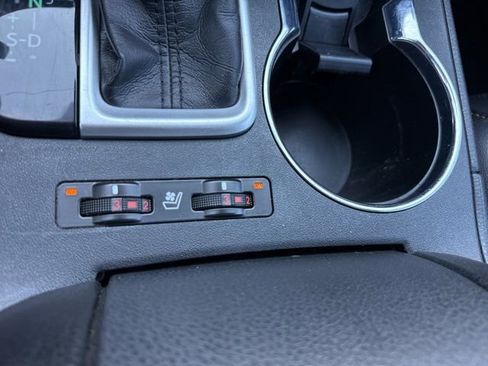 Used 2019 Toyota Highlander Limited image 15