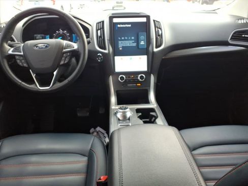 Certified 2023 Ford Edge SEL w/ Sport Appearance Package image 12