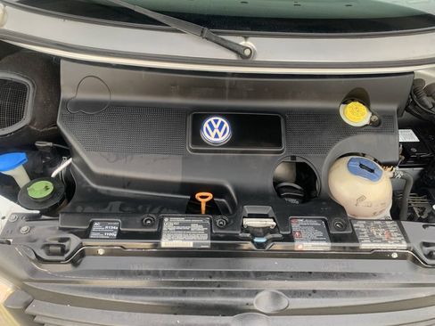 Used 2003 Volkswagen Eurovan MV FWD image 18
