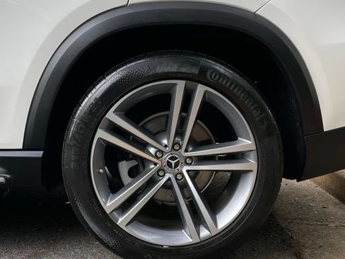 Used 2021 Mercedes-Benz GLE 350 w/ Premium Package image 6