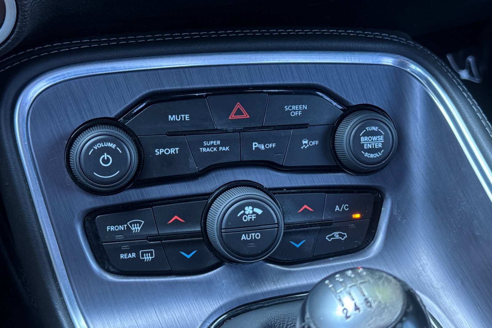 Used 2018 Dodge Challenger R/T Scat Pack RWD image 19