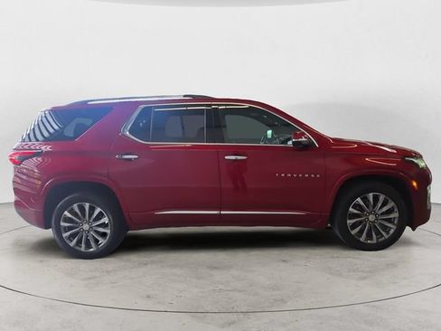 Used 2023 Chevrolet Traverse Premier w/ LPO, Floor Liner Package AWD/4WD image 4