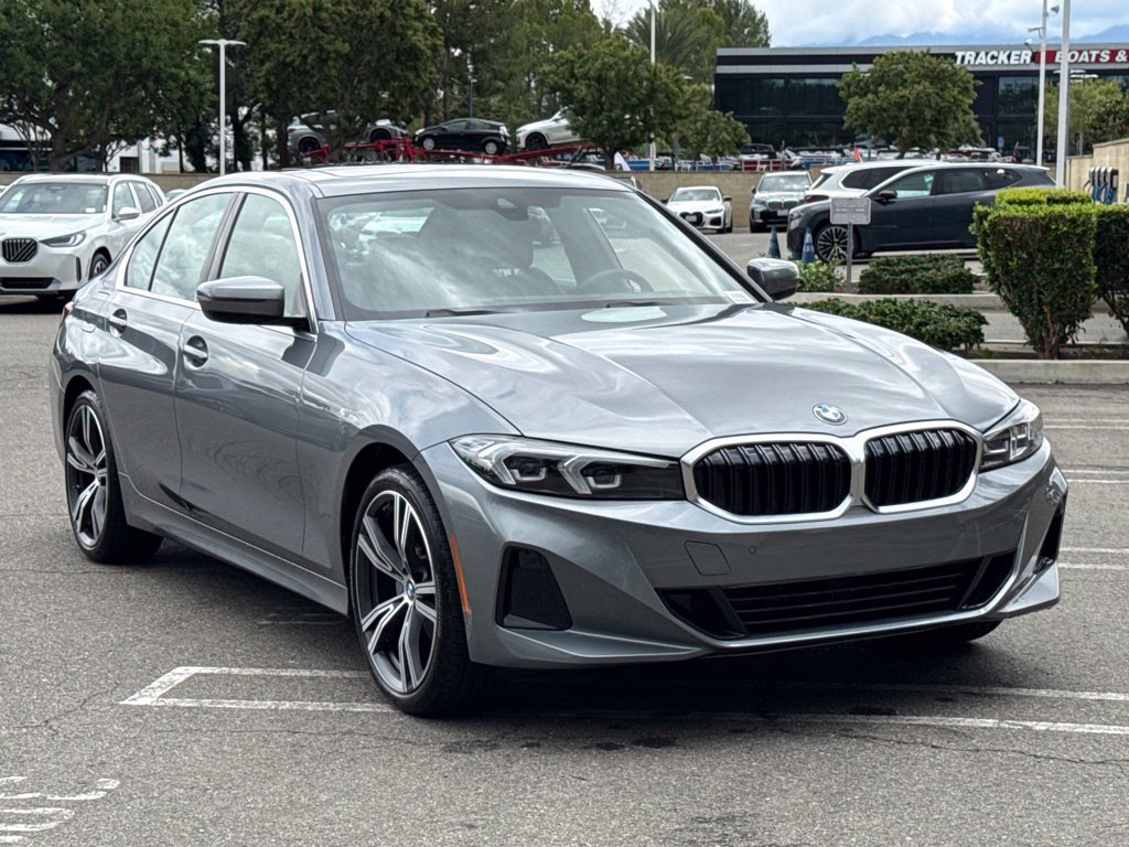 Used 2024 BMW 330i Sedan w/ Convenience Package RWD image 6