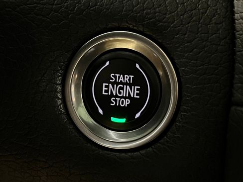 Used 2022 GMC Yukon Denali w/ Denali Ultimate Package image 23