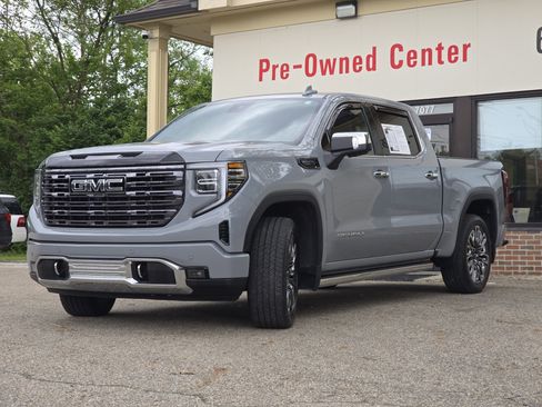 Used 2025 GMC Sierra 1500 Denali Ultimate AWD/4WD image 18