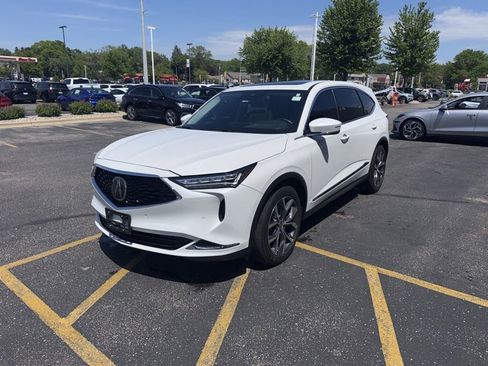 Used 2023 Acura MDX SH-AWD w/ Technology Package image 3