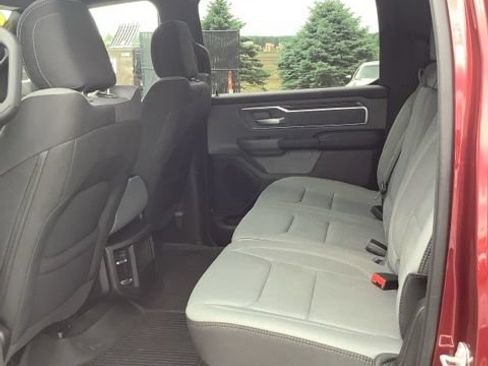 Used 2022 RAM 1500 Big Horn AWD/4WD image 18