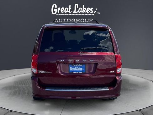 Used 2020 Dodge Grand Caravan SXT FWD image 4