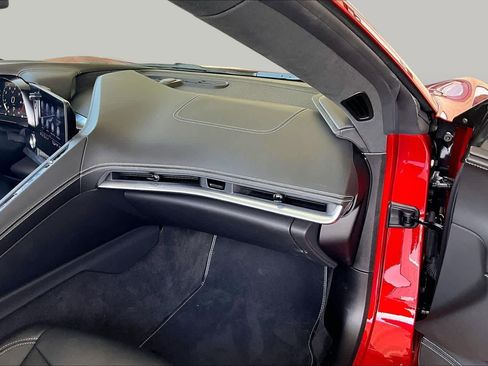 Used 2023 Chevrolet Corvette Stingray Premium Conv w/ Battery Protection Package RWD image 18