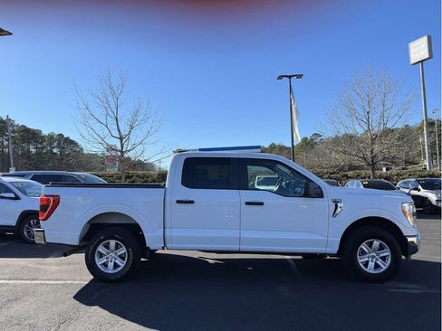 Used 2021 Ford F150 XLT image 2