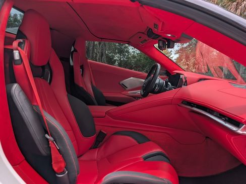 Used 2023 Chevrolet Corvette Stingray Premium Conv w/ Z51 Performance Package RWD image 15