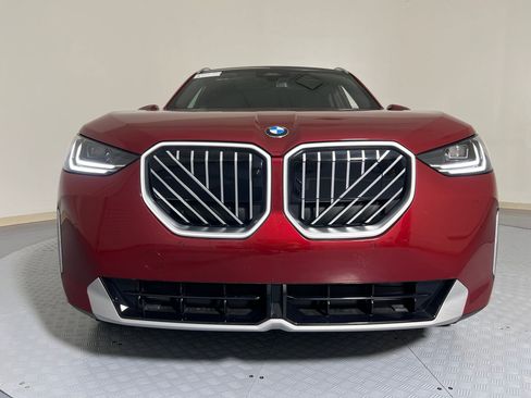 Used 2025 BMW X3 xDrive30i w/ Premium Package image 6