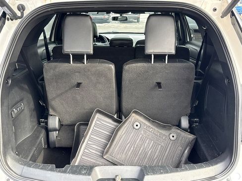 Used 2017 Ford Explorer Sport image 16