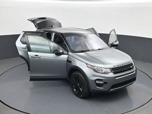 Used 2019 Land Rover Discovery Sport HSE AWD/4WD image 29