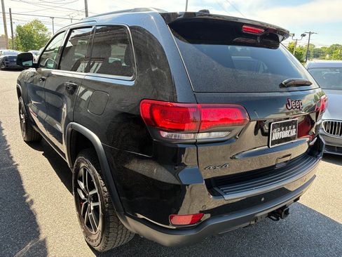 Used 2020 Jeep Grand Cherokee Trailhawk w/ Trailhawk Luxury Group AWD/4WD image 5