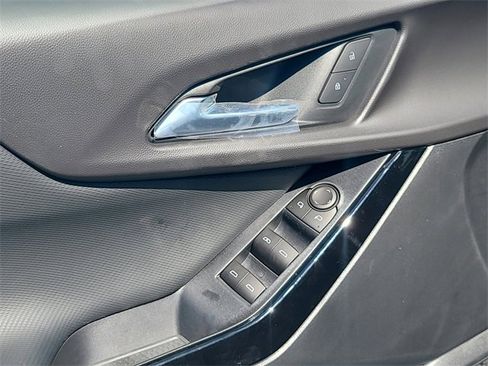 New 2026 Chevrolet Equinox LT image 17