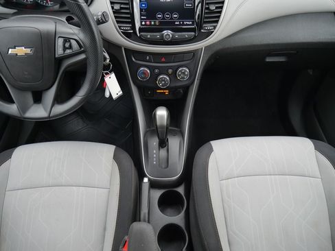 Used 2020 Chevrolet Trax LT FWD image 42