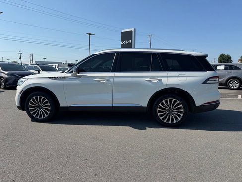 Used 2022 Lincoln Aviator Reserve w/ Equipment Group 201A AWD/4WD image 4