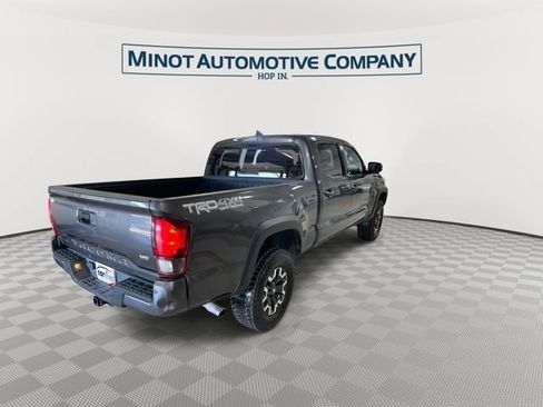 Used 2019 Toyota Tacoma TRD Off-Road AWD/4WD image 8