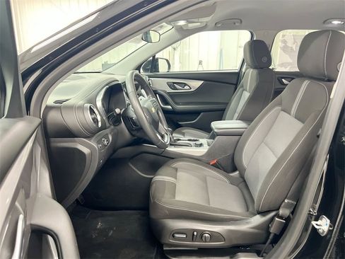 Used 2024 Chevrolet Blazer LT image 18