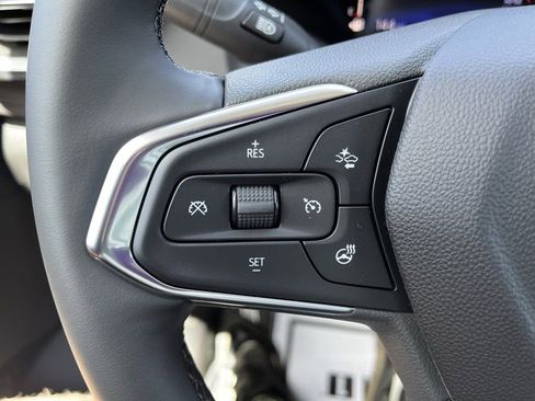 New 2025 Chevrolet TrailBlazer LT w/ LT Cold Weather Package FWD image 11