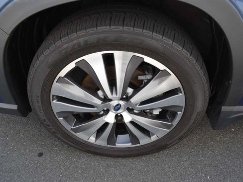 Used 2022 Subaru Ascent Limited w/ Technology Package AWD/4WD image 9