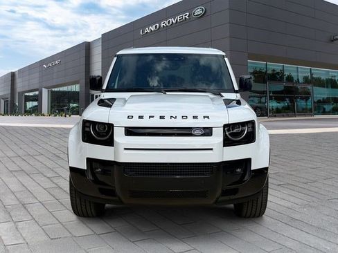 New 2026 Land Rover Defender 130 X-Dynamic SE AWD/4WD image 8