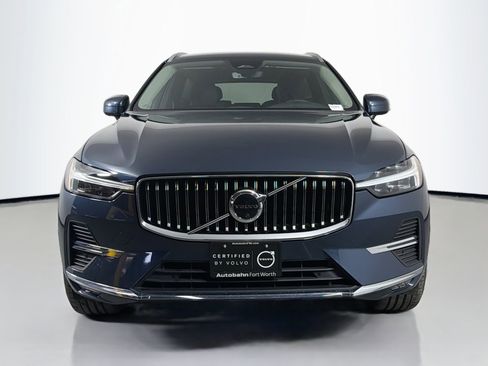 Certified 2023 Volvo XC60 B5 Plus image 2