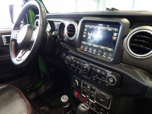 Used 2019 Jeep Wrangler Unlimited Rubicon AWD/4WD image 26