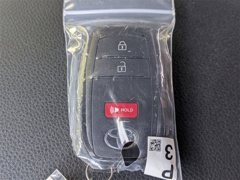 New 2025 Toyota Tacoma TRD Off-Road image 31