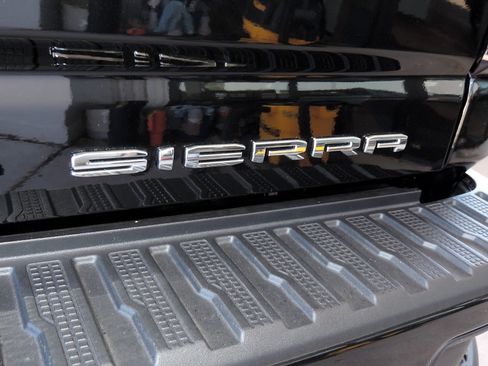 Certified 2026 GMC Sierra 3500 Denali Ultimate AWD/4WD image 18