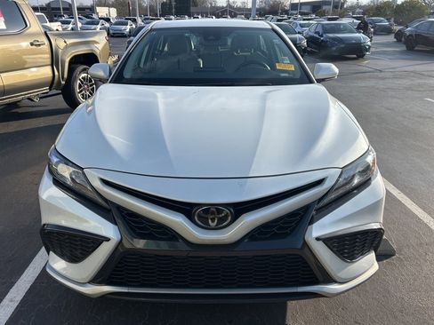 Used 2024 Toyota Camry XSE image 11