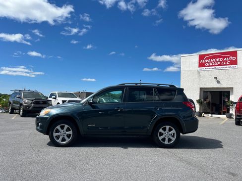 Used 2011 Toyota RAV4 Limited AWD/4WD image 2