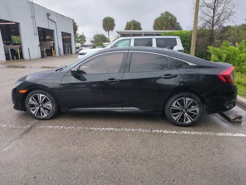 Used 2016 Honda Civic EX-L image 9