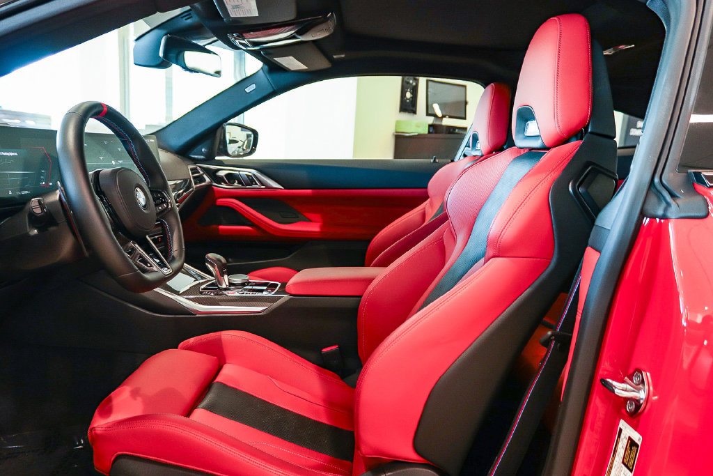 Used 2025 BMW M4 xDrive Competition w/ Executive Package AWD/4WD image 18