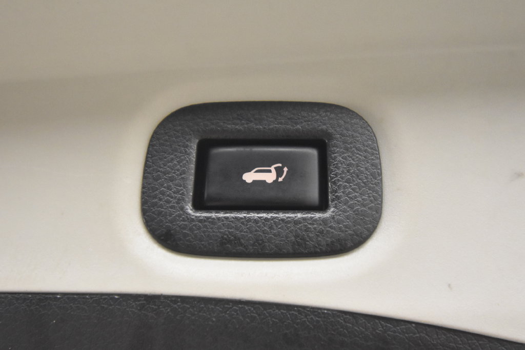 Used 2020 Nissan Rogue SL AWD/4WD image 26