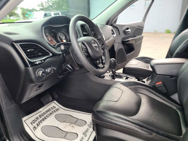 Used 2023 Jeep Cherokee Altitude Lux AWD/4WD image 13