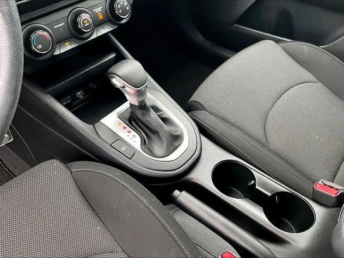Certified 2024 Kia Forte LXS FWD image 15