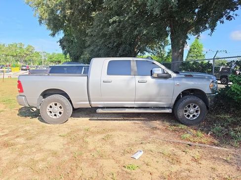 Certified 2024 RAM 3500 Laramie AWD/4WD image 2