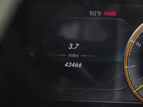 Used 2019 Mercedes-Benz E 63 AMG S image 18